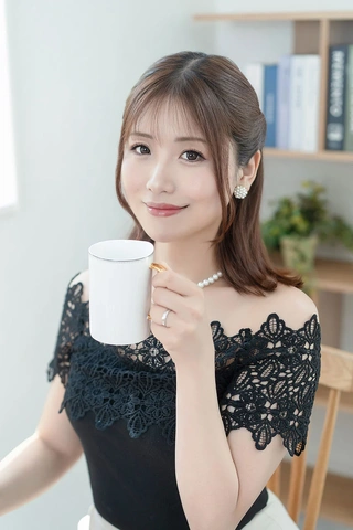 彼女が創り出す空間優雅なひと時はまさに“究極の快楽”