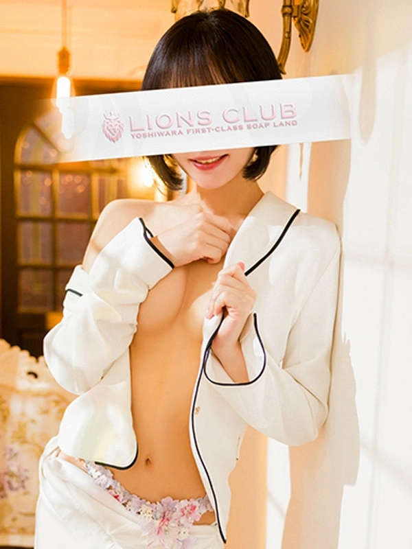 美堂 かれん