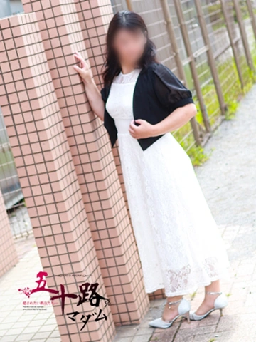 ☆癒しの笑顔最高です☆　予約混雑必至マダム！