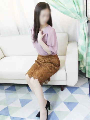 本日体験入店3日目！ご奉仕好き・スレンダー美熟女♪「みおり」さんお見逃しなく！