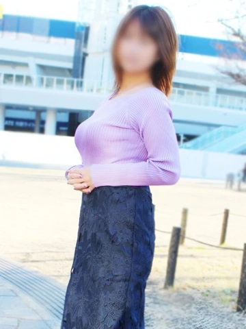 本日出勤！まさかの空き枠！？当店大人気奥様　みんな大好き「たまきさん」♪