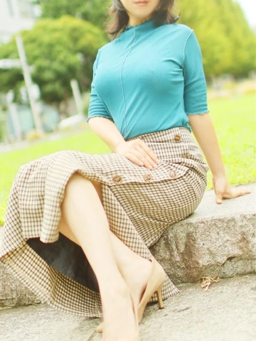 レア出勤の人気奥様♪まさかの空き枠！？抜群の素人感と妖艶なエロさ♪なずなさん！