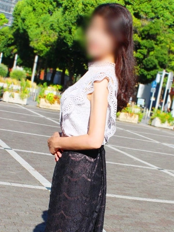 なんと！？本日まさかの空き枠！？妖艶エレガント♪清楚な未経験奥様「りのさん」！