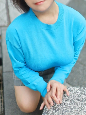 本日出勤！まさかの空き枠！？！？お上品なGカップ人気奥様「しのさん」！