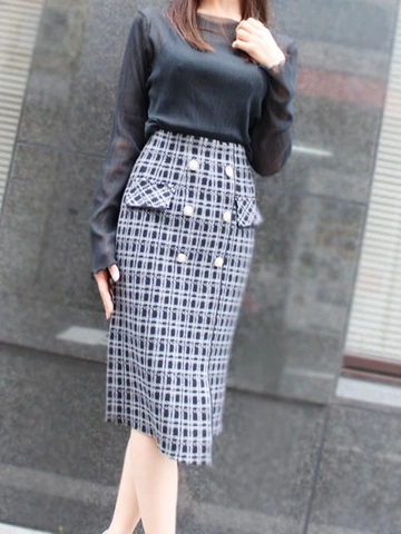 本日急遽出勤！！お口開けイケます！超人気レア出勤奥様「かほさん」お見逃しなく！