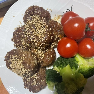 ゴマかけすぎた照り焼きつくね