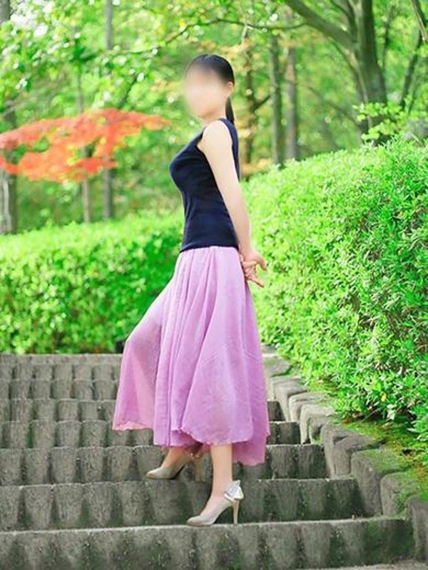 杉咲愛子