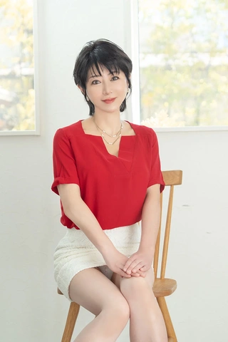 人妻たちと本能の赴くままお互いを求め合うひと時を当店がお約束致します。