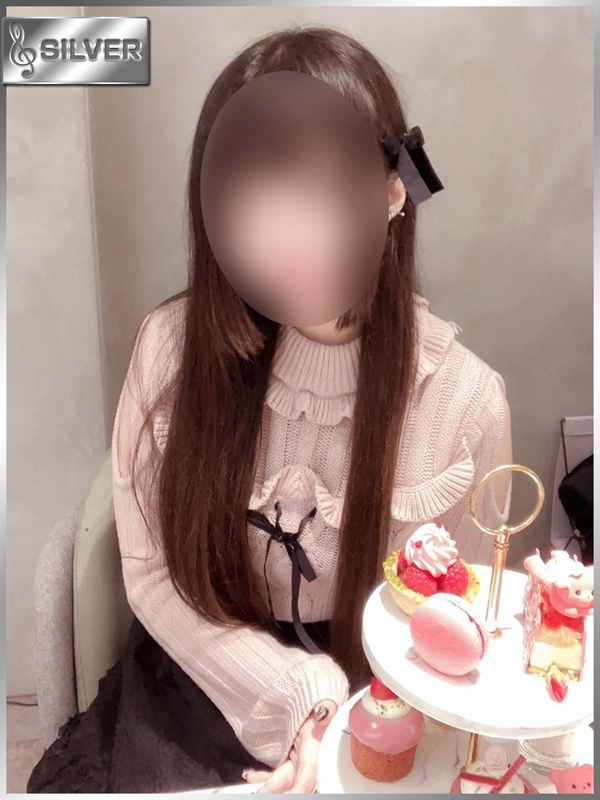 卯月るな