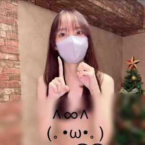 魔法が解けて真っ裸(∩^o^)⊃━♡.゜