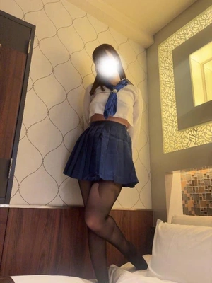 ミニスカ履いたら怒られてた🥲