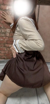 この色、当ててみて…？🖤