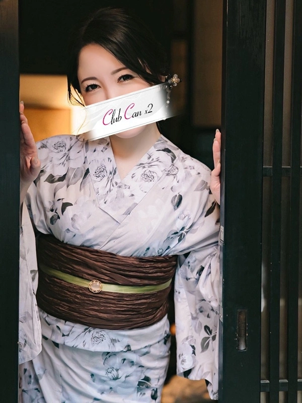 一色 ひとみ