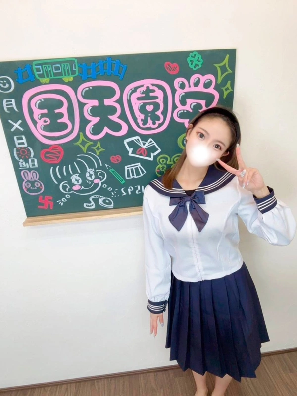 ひらり(乙女心満開の娘)