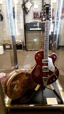 【ちなつ】です😄🎸✨