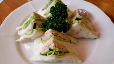 【ちなつ外食編】😄🥪✨
