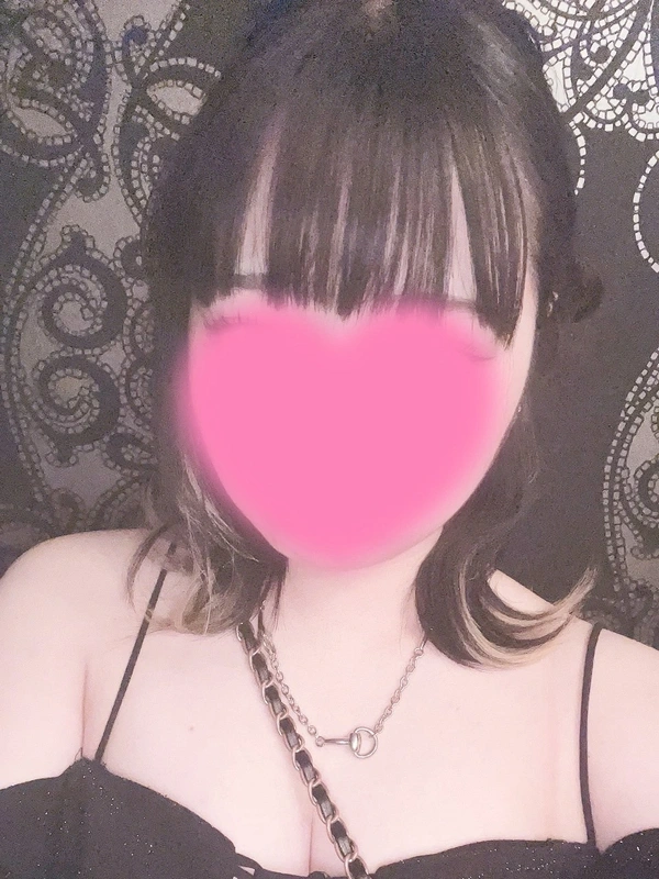 椿らら