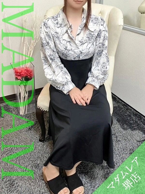 福田しいな