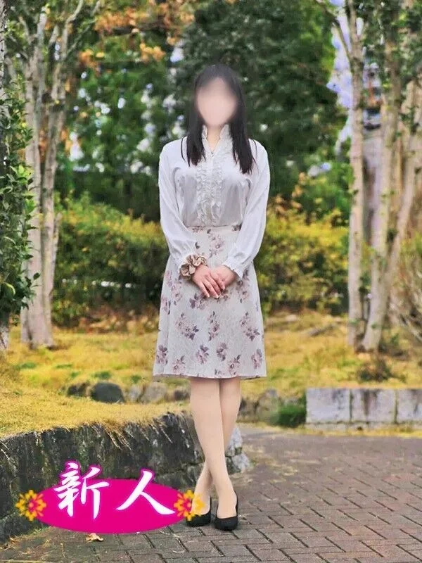 愛咲 萌