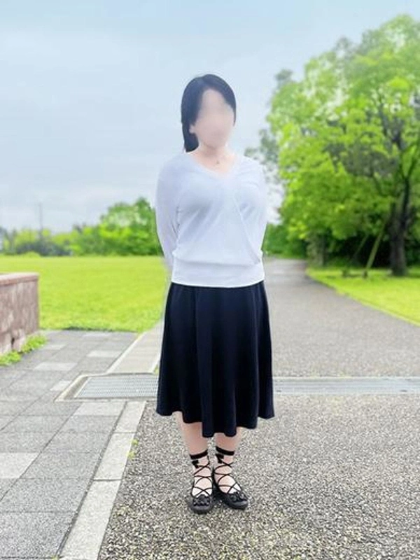 平川 千鶴