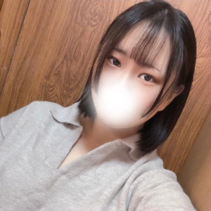 (∩'-'⊂)ｼｭｯ