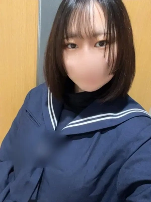 (∩'-'⊂)シュッ