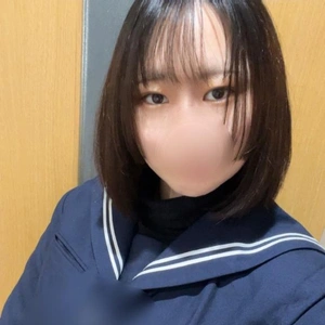 (∩'-'⊂)ｼｭｯ