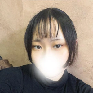 (∩'-'⊂)ｼｭｯ