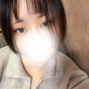 (∩'-'⊂)ｼｭｯ