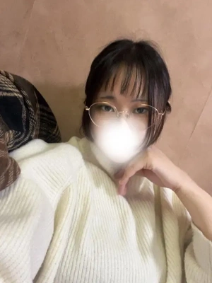 (∩'-'⊂)ｼｭｯ