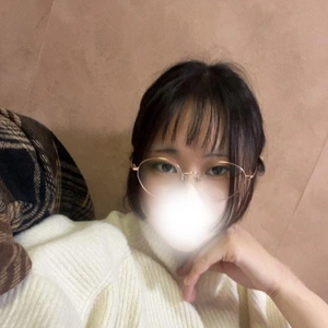 (∩'-'⊂)ｼｭｯ